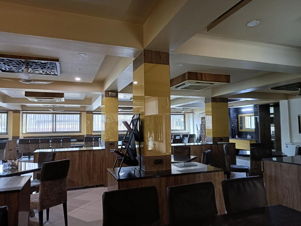 Hotel Royale Heritage Nászik Kültér fotó